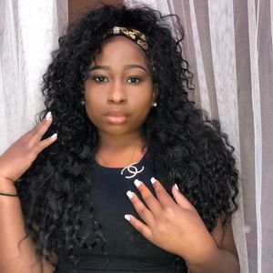 Meet your Posher, Simone